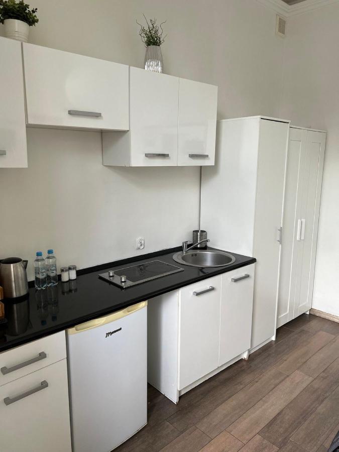 Foksal Apartments - By Hik Apartments Варшава Экстерьер фото